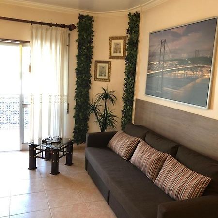 Casa Moura Hotel ลิสบอน ภายนอก รูปภาพ